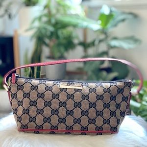 Authentic Vintage GUCCI Pochette